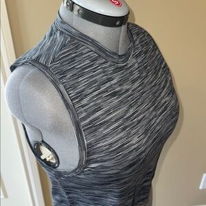Under Armour Unisex Gray Sleeveless Muscle Tee Crop Loose Sleep Uniform